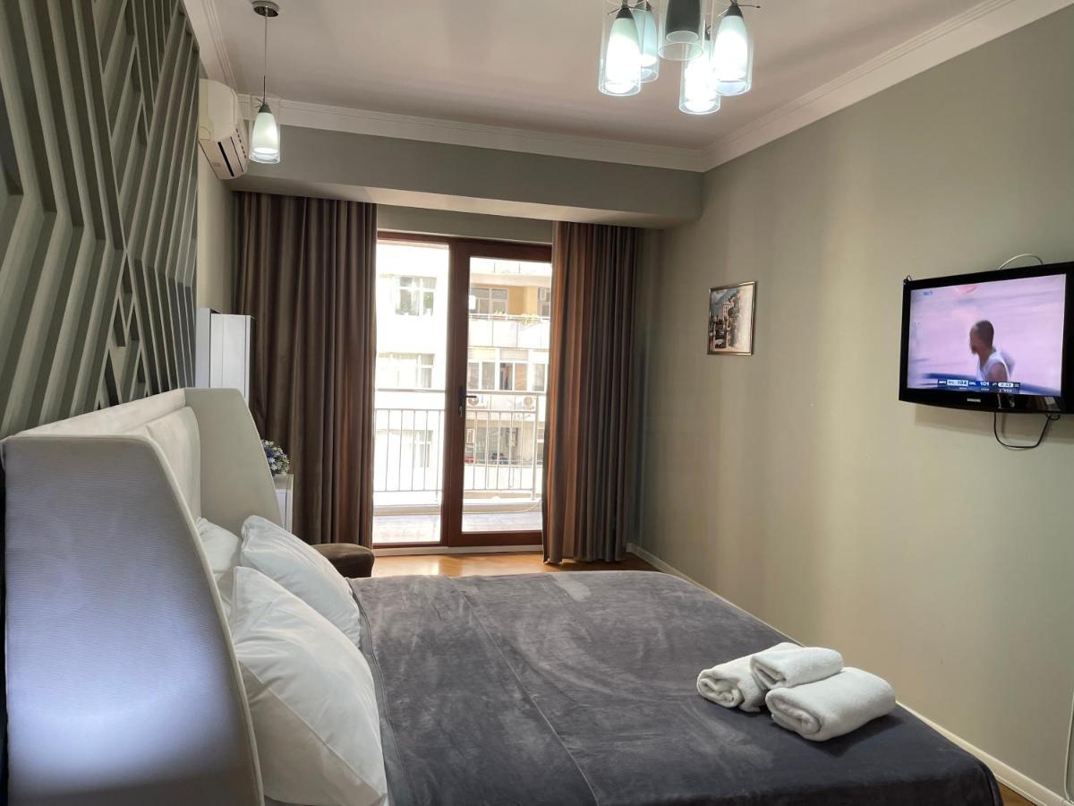 Studio Apartment Baku Bagian luar foto